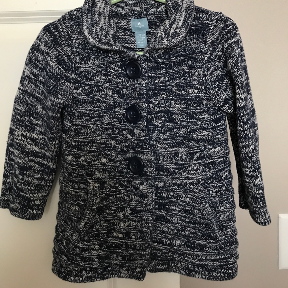 Girls gap sweater
