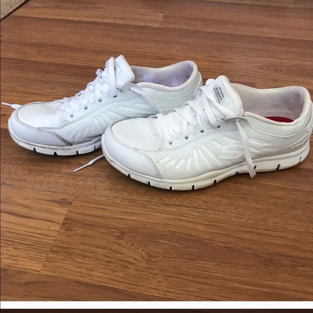 Skechers relaxed fit slip resist