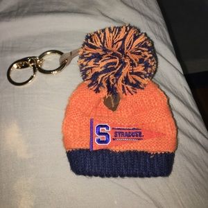 NWOT syracuse keychain pom pom hat
