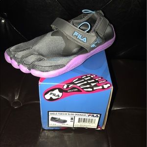 Fila Skele-toe slide