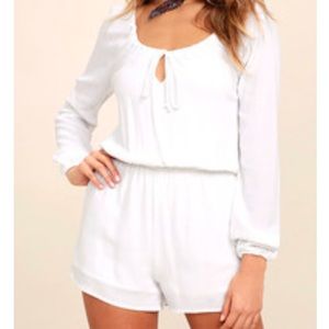 LULU’S White romper