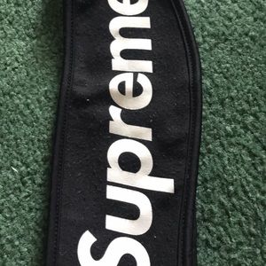 Supreme headband