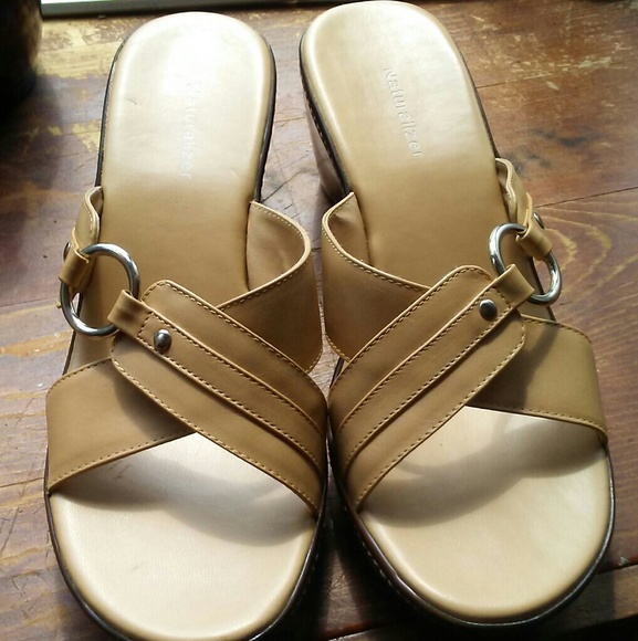 Shoe - Picture 1 of 2