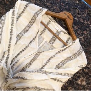 *SOLD on Ⓜ️* En Creme Boho Top