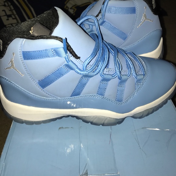 RETAIL!!! Air Jordan Pantone Pack -Retro 11  & 29 main image 4