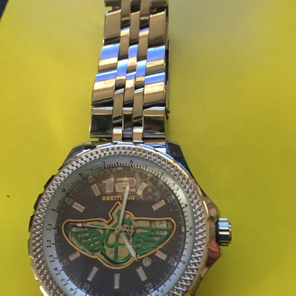 Watch - Picture 2 of 3