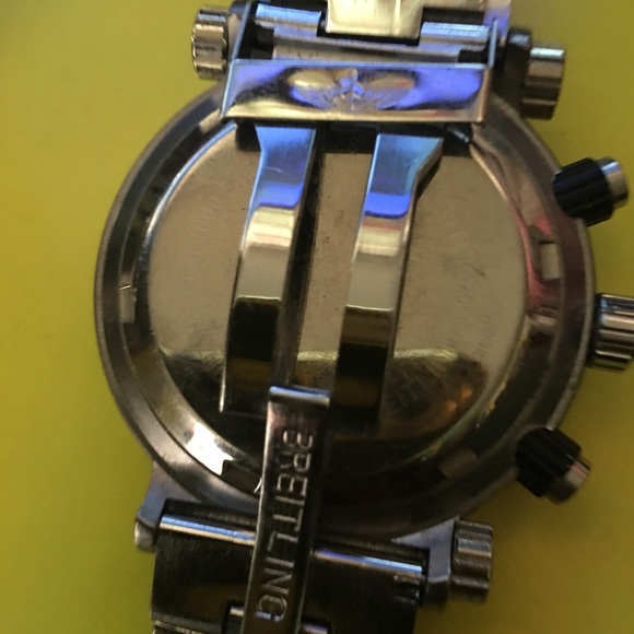 Watch - Picture 3 of 3