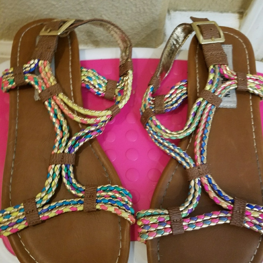 Girls sandals