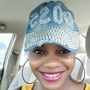 Meet your Posher, N'dia
