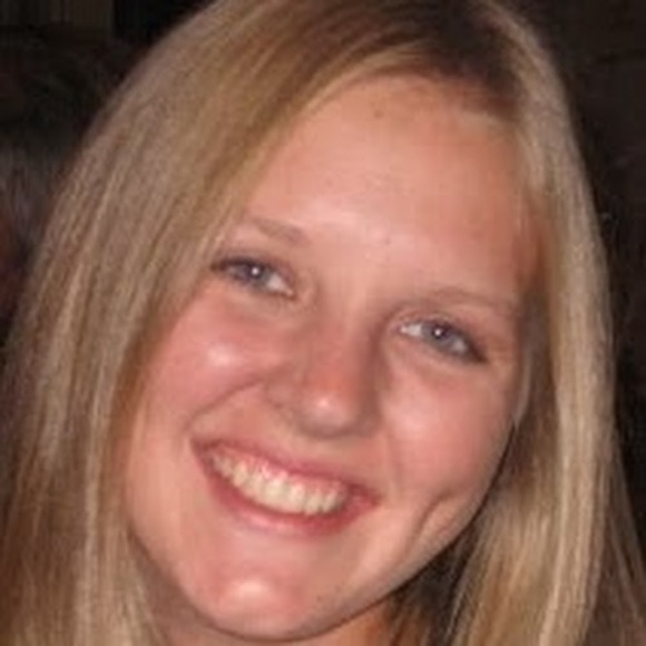 Meet your Posher, Sarah - Picture 1 of 1