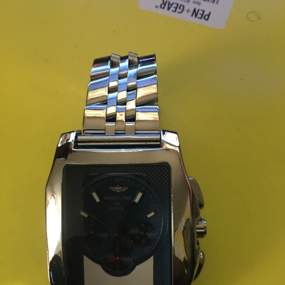 Watch - Picture 5 of 5