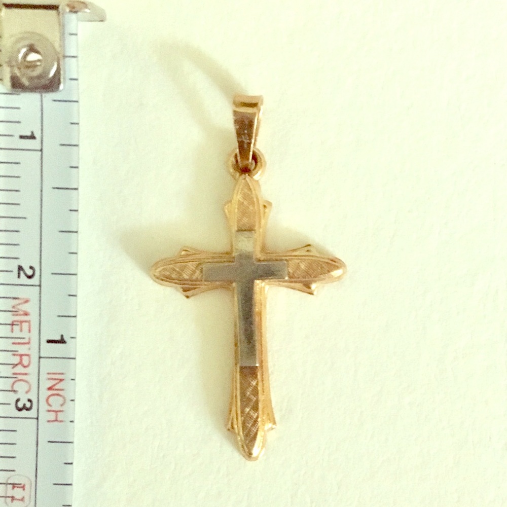Vintage 14 k plated crucifix charm