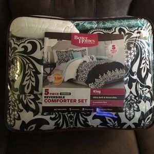 Better Homes King Size Reversible Comforter Set
