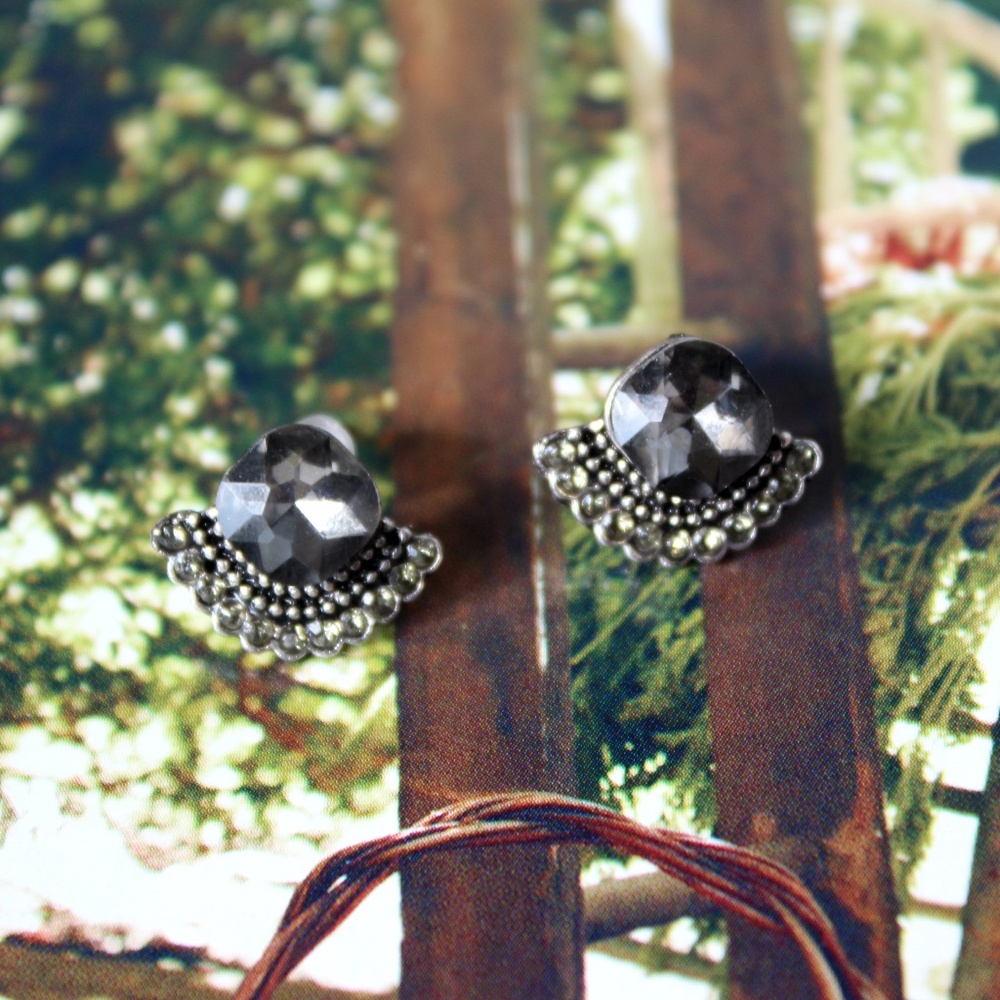 "Calypso" Earrings | Black and Silver