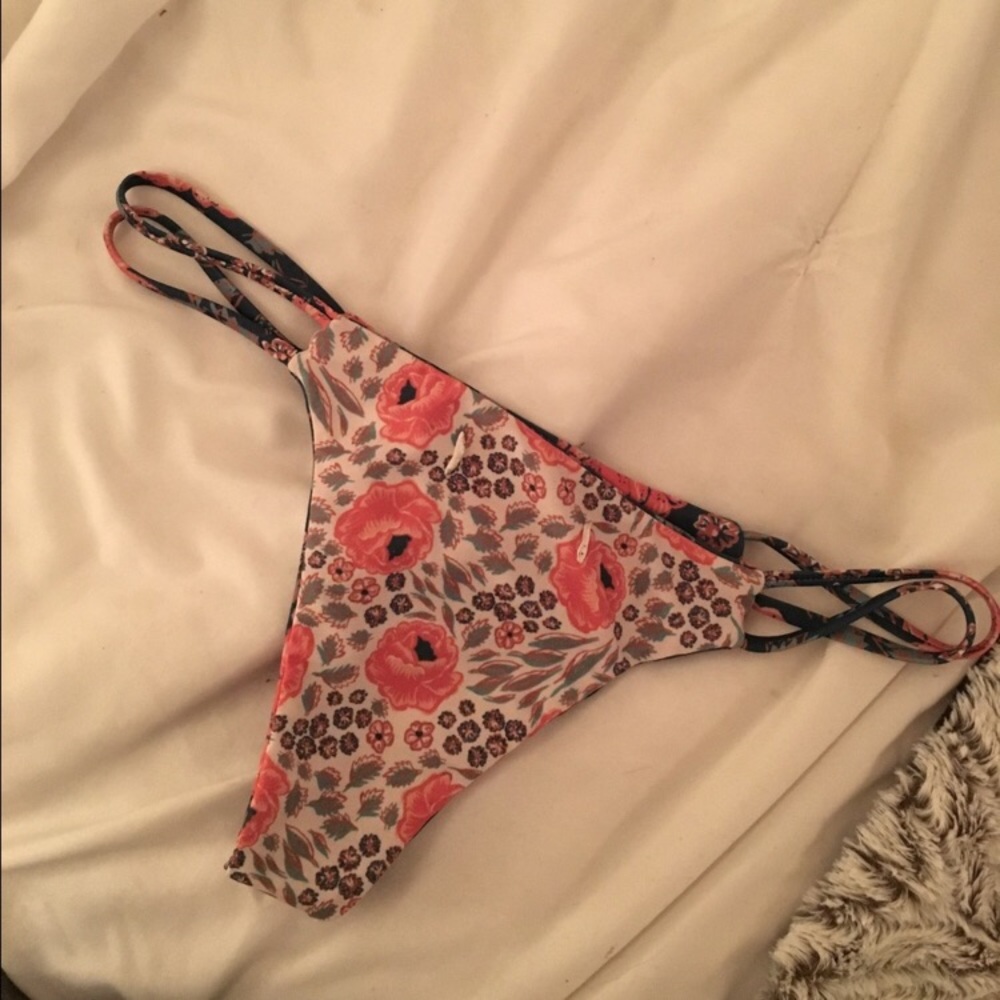 o'neill bikini bottoms (reversible)