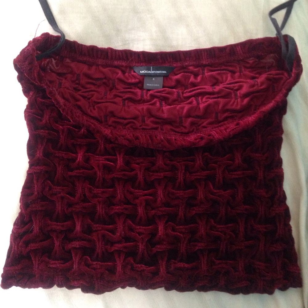 MODA International: vintage wine red crop top