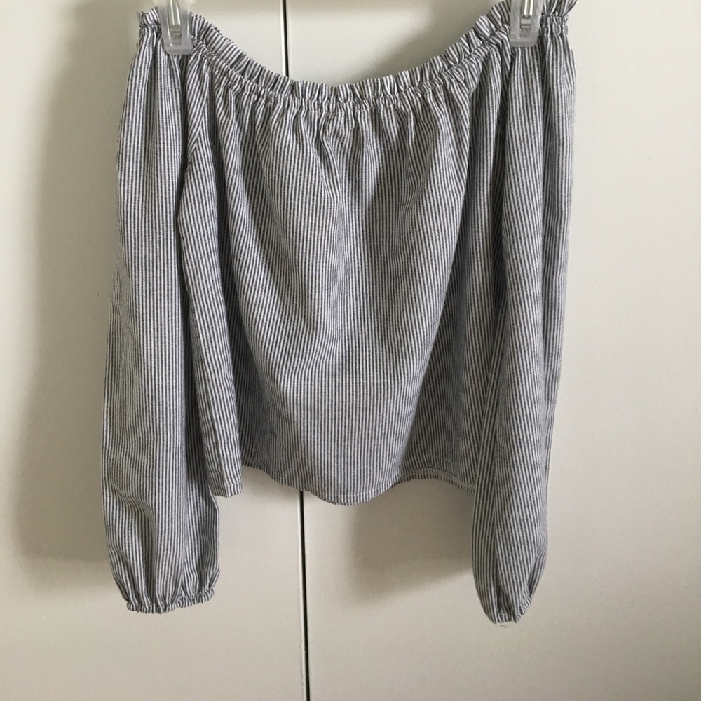 Brandy Melville shirt