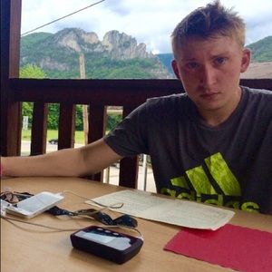 Meet your Posher, Cody