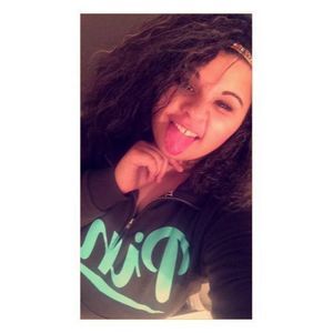 Meet your Posher, Whitney