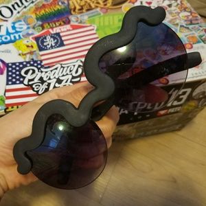 Black frosted sunglasses