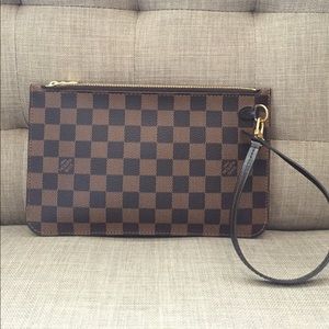 Louis Vuitton NEVERFULL MM Pouch