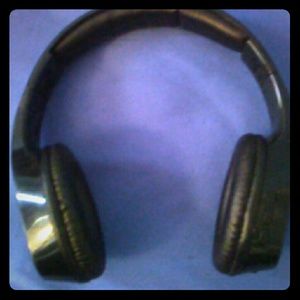 Bluetooth headphones