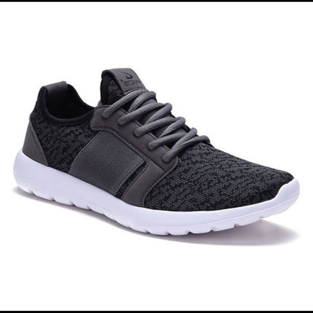 NWT RUNNING SHOES