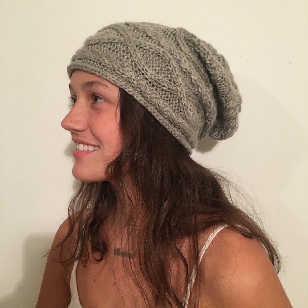 Gray knit slouchy hat