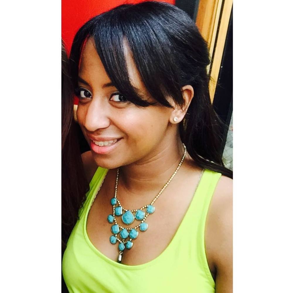 Meet your Posher, Gena