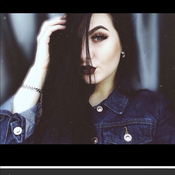 False lashes - Picture 4 of 4