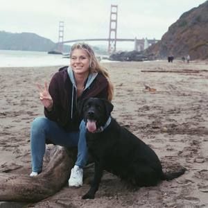 Meet your Posher, Ayla