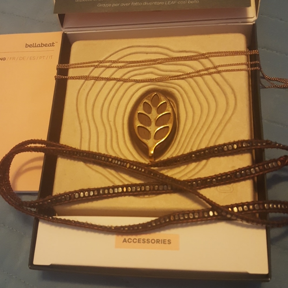 Bellabeat Leaf rose gold edition