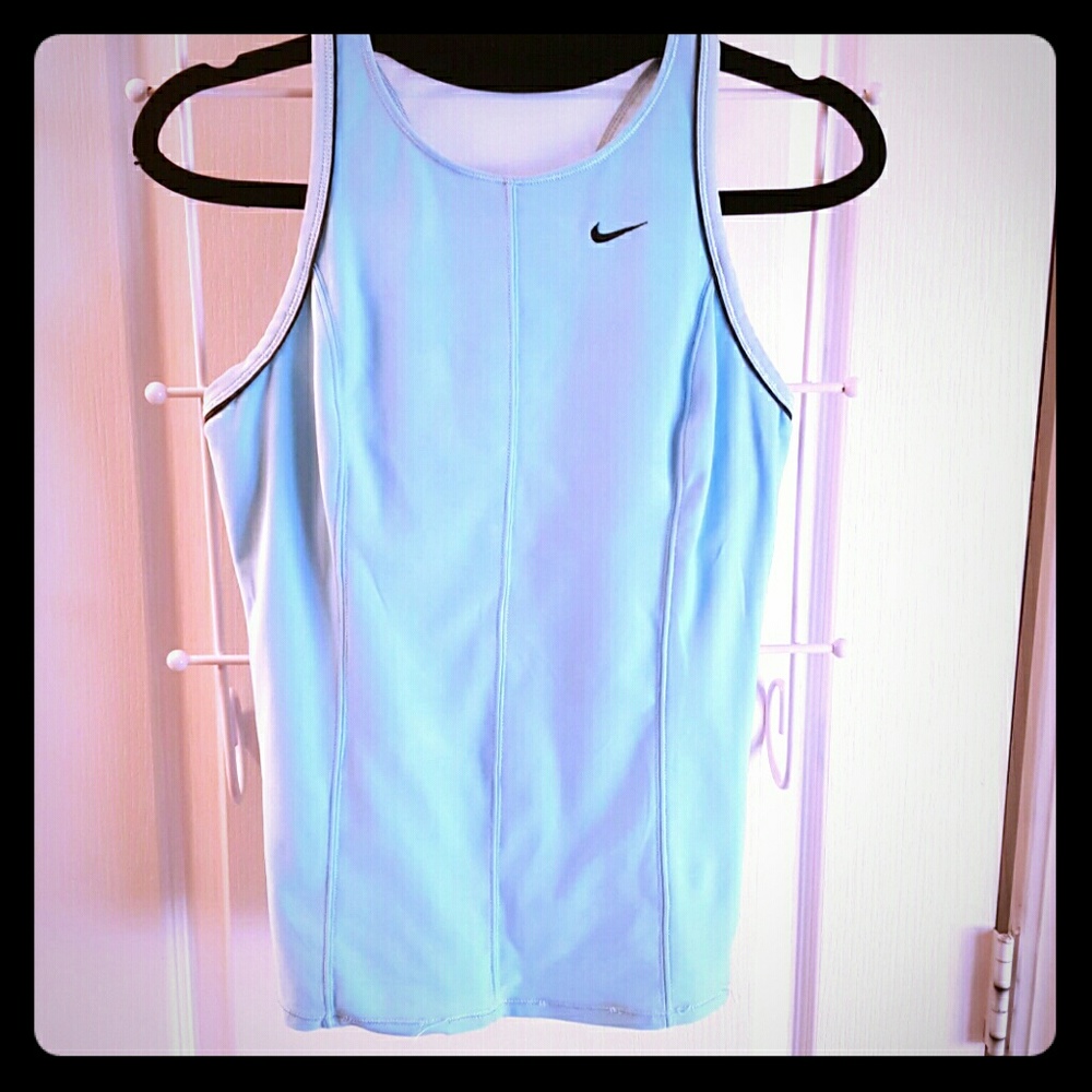 Bundle me! Nike athletic workout tank