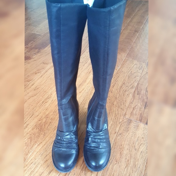 💸SOLD💸Bare Traps "Dallia" Tall Boots - Picture 2 of 7