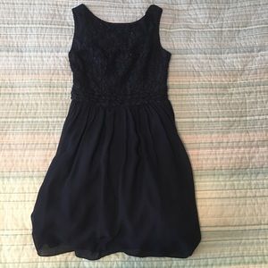 Cute dress!