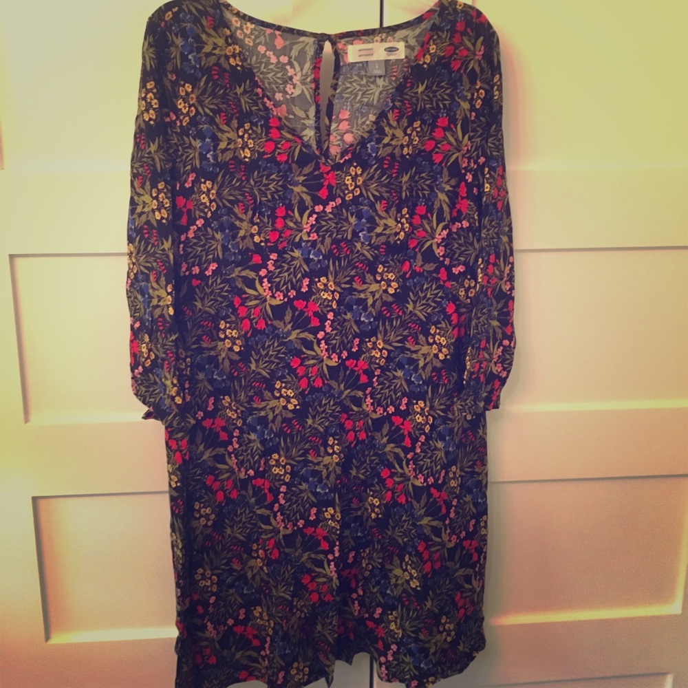 Floral maternity dress