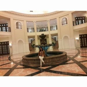 Meet your Posher, Claudia