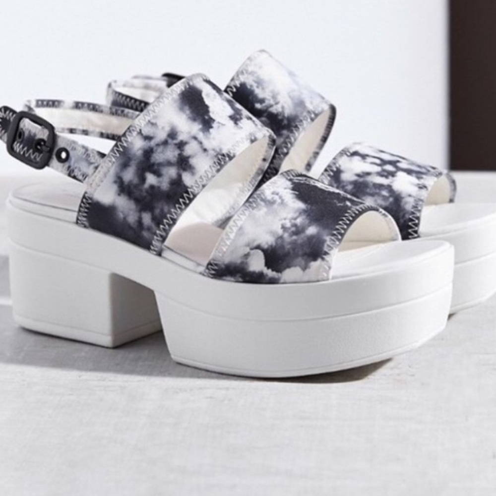 Urban Outfitters Vagabond Lindi Platform Sandals
