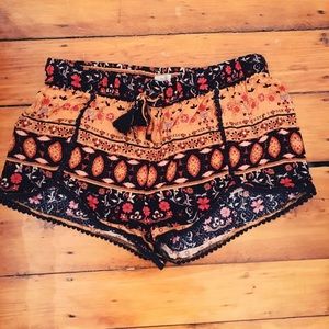 Ecote shorts