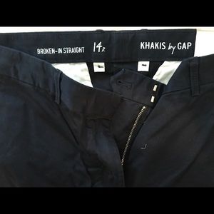 nwt Gap broken-in navy size 14