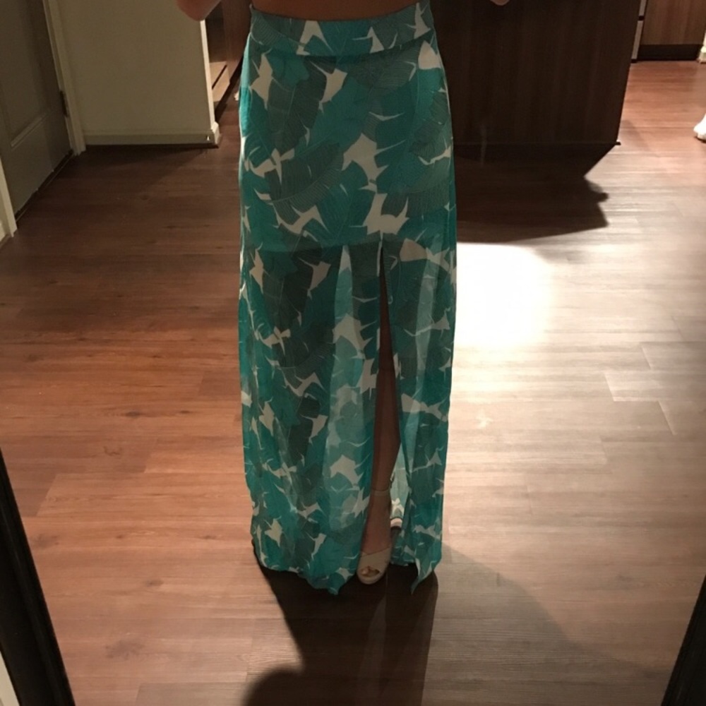 Mumu palm print maxi skirt!