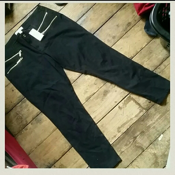 NWT MICHAEL KORS GOLD ZIPPER CAPRI - Picture 2 of 4