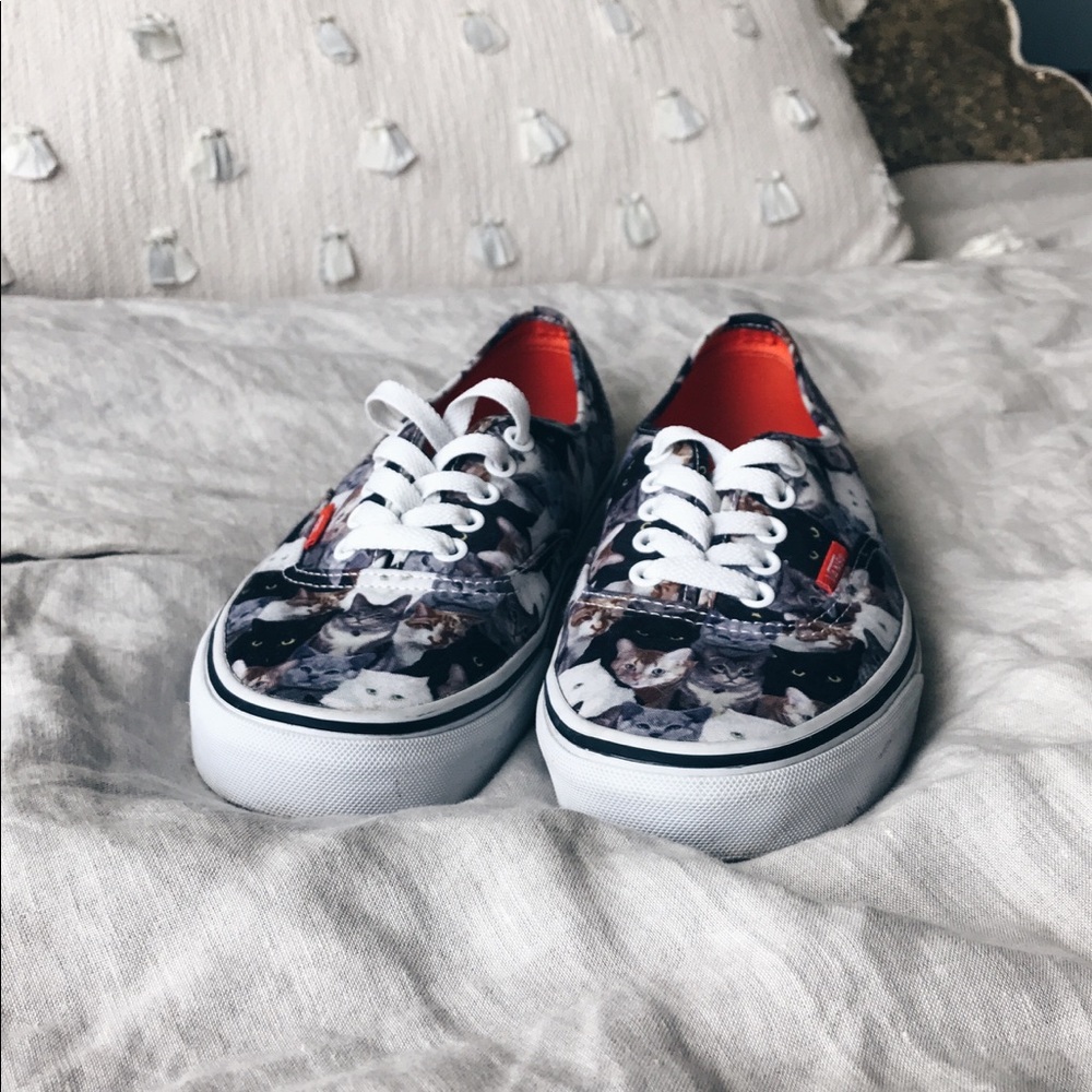 BRAND NEW!!! ASPCA Cat Vans!! 💠💠