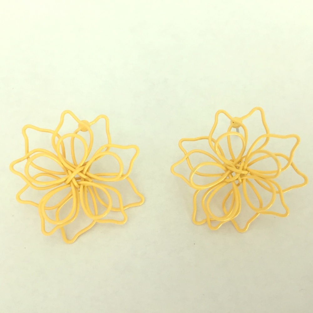 Yellow flower stud earrings