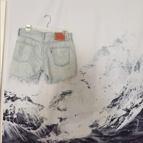 Vintage Levi shorts 514 - Picture 2 of 4