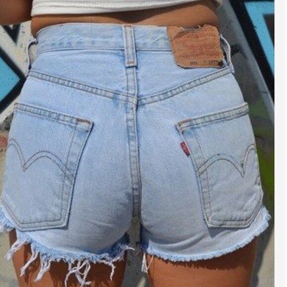 Vintage Levi shorts 514 - Picture 3 of 4