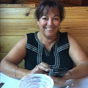 Meet your Posher, Zena