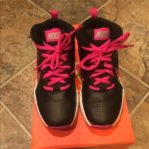 Little girls Nike hi-tops