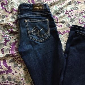 Express, Stella, low rise, boot cut jeans.2Regular