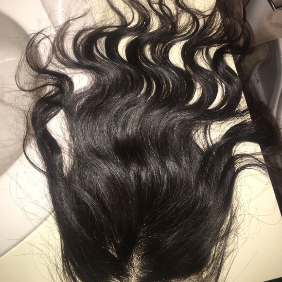 14' Malaysian Body Wave Closure - Picture 3 of 4